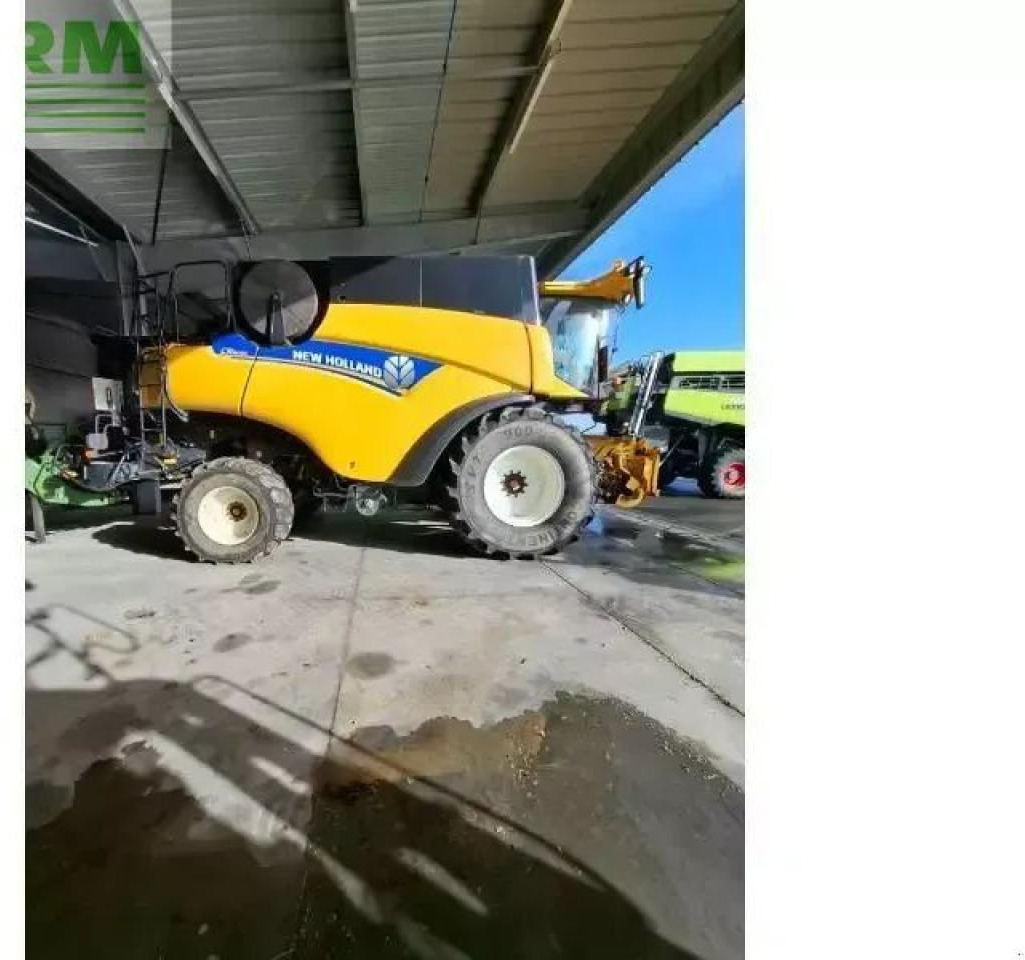 New Holland cr9080 - Cosechadora de granos: foto 4 New Holland cr9080 - Cosechadora de granos: foto 4
