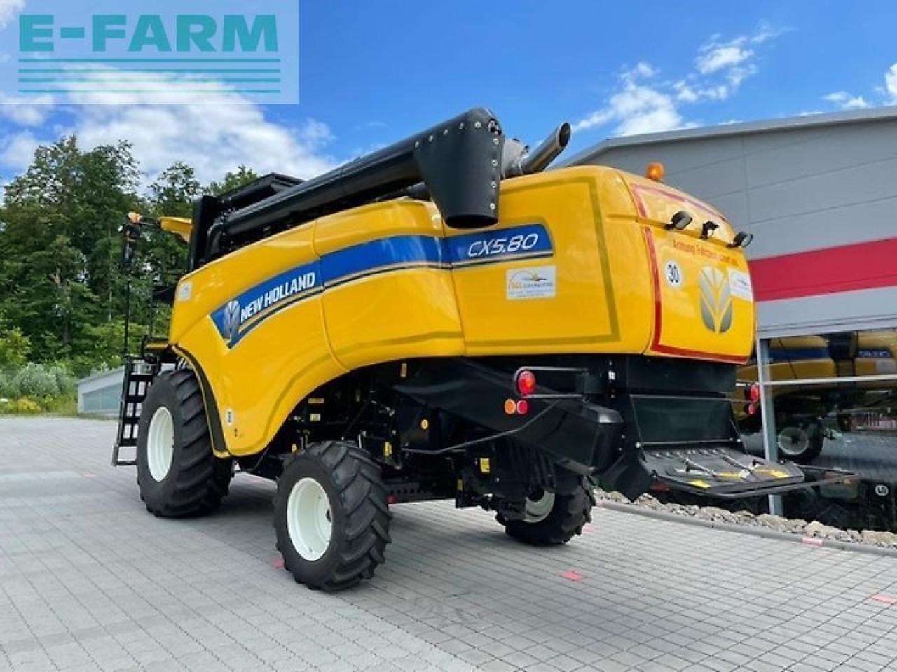 New Holland cx 5.80 - Cosechadora de granos: foto 3 New Holland cx 5.80 - Cosechadora de granos: foto 3