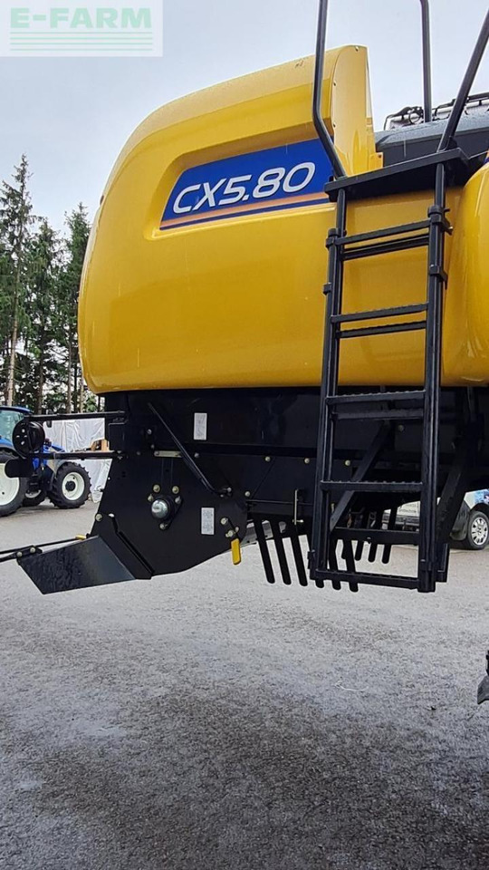 New Holland cx 5.80 - Cosechadora de granos: foto 5 New Holland cx 5.80 - Cosechadora de granos: foto 5