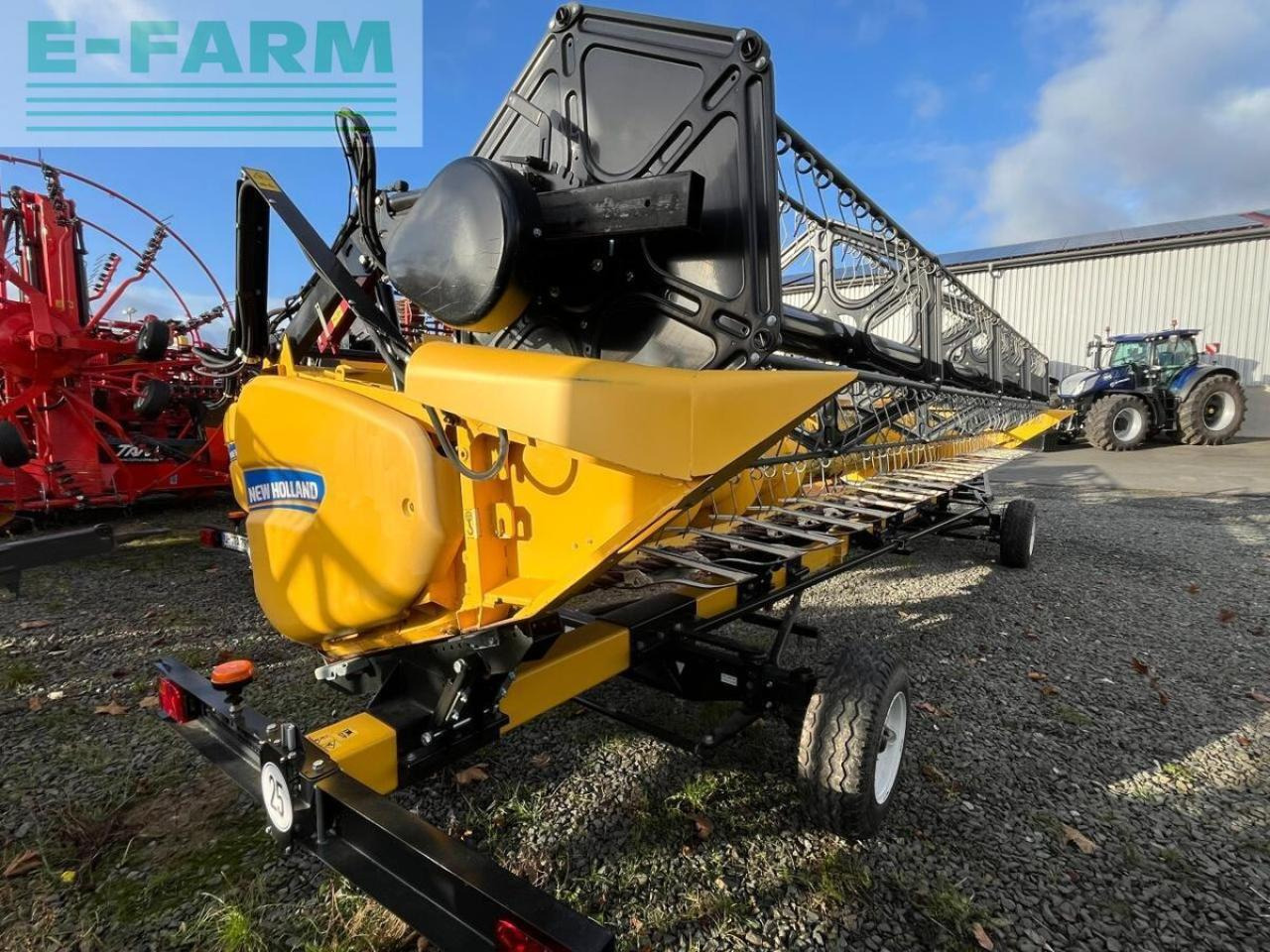 New Holland cx 6.90 schüttler + 25ft sw + sww - Cosechadora de granos: foto 3 New Holland cx 6.90 schüttler + 25ft sw + sww - Cosechadora de granos: foto 3