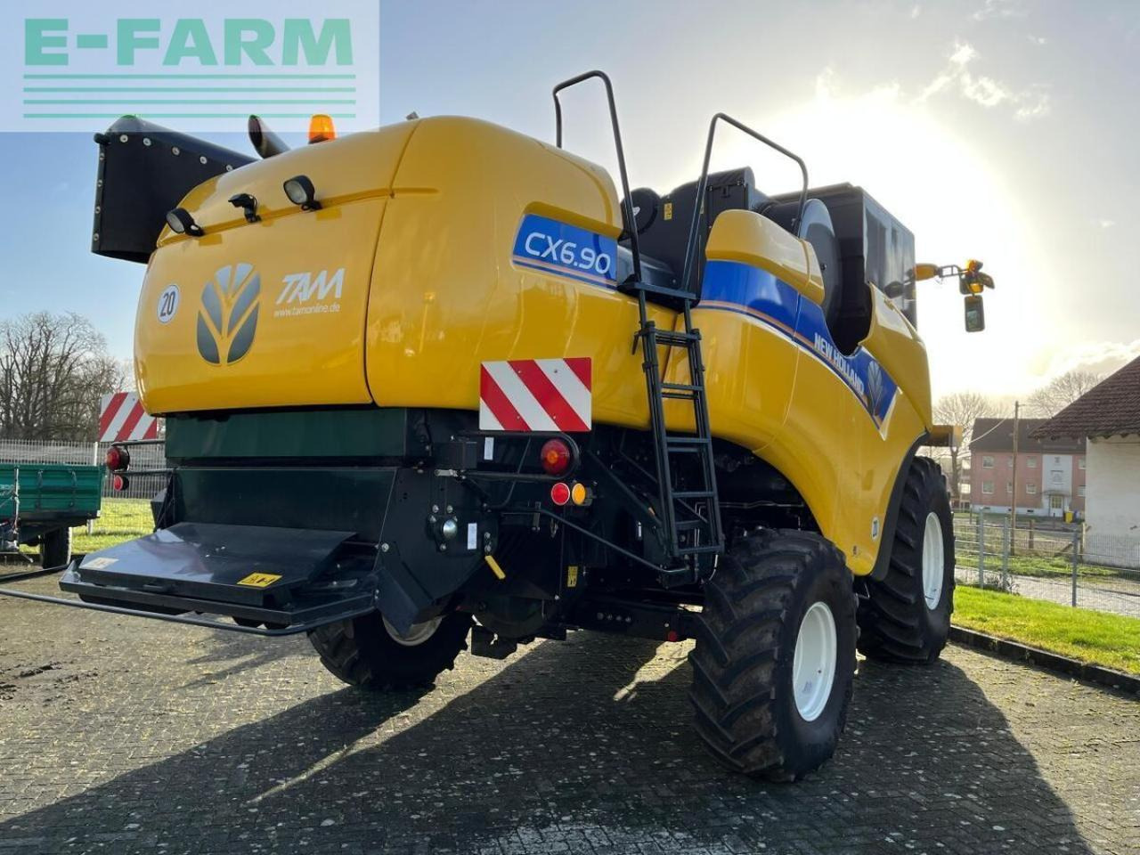 New Holland cx 6.90 schüttler + 25ft sw + sww - Cosechadora de granos: foto 5 New Holland cx 6.90 schüttler + 25ft sw + sww - Cosechadora de granos: foto 5