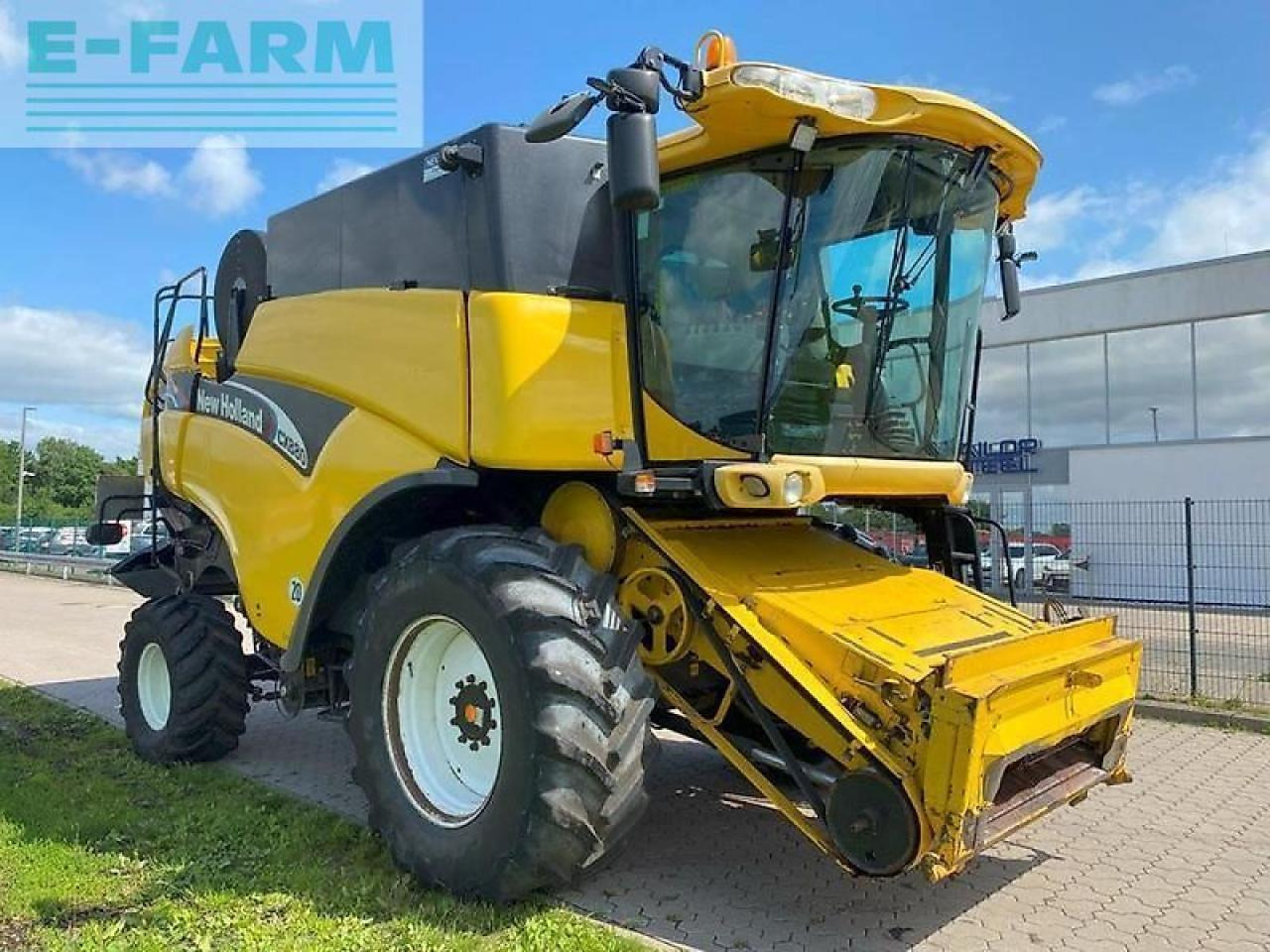 New Holland cx 880 - Cosechadora de granos: foto 3 New Holland cx 880 - Cosechadora de granos: foto 3