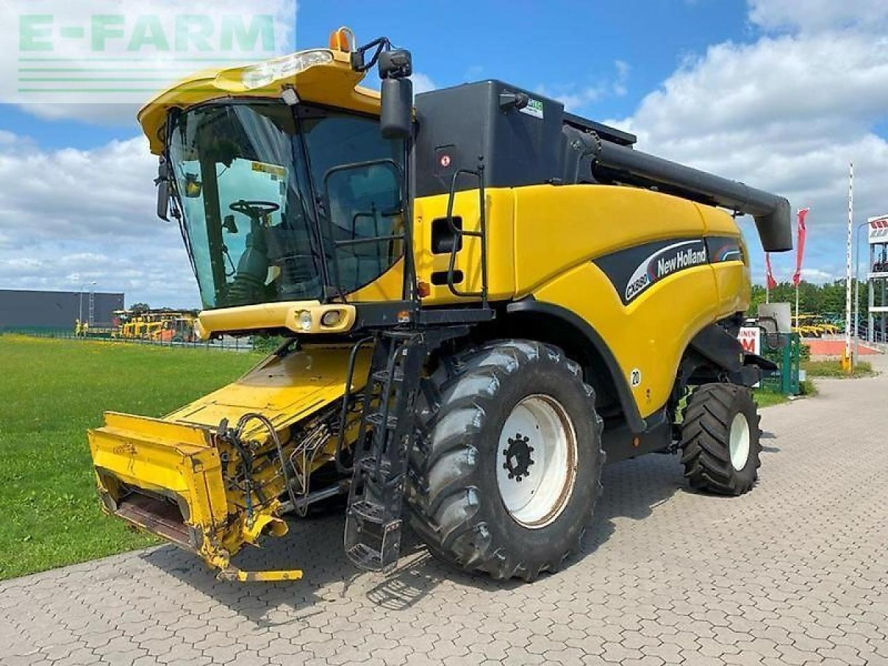 New Holland cx 880 - Cosechadora de granos: foto 1 New Holland cx 880 - Cosechadora de granos: foto 1