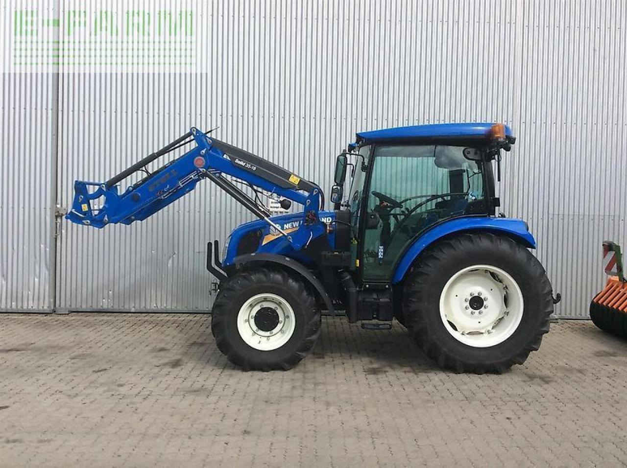 New Holland t 4.55 s S - Tractor: foto 2 New Holland t 4.55 s S - Tractor: foto 2