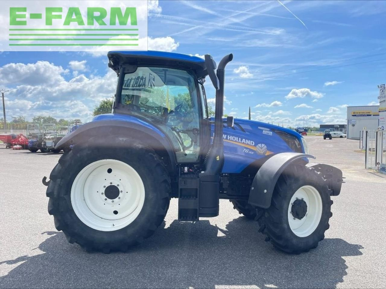 New Holland t 6.155 - Tractor: foto 5 New Holland t 6.155 - Tractor: foto 5