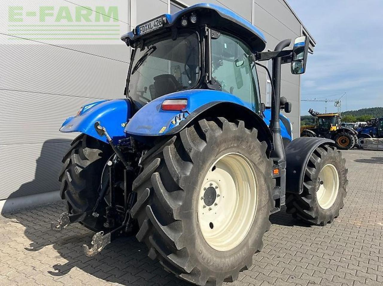 New Holland t 6.180 ec - Tractor: foto 3 New Holland t 6.180 ec - Tractor: foto 3