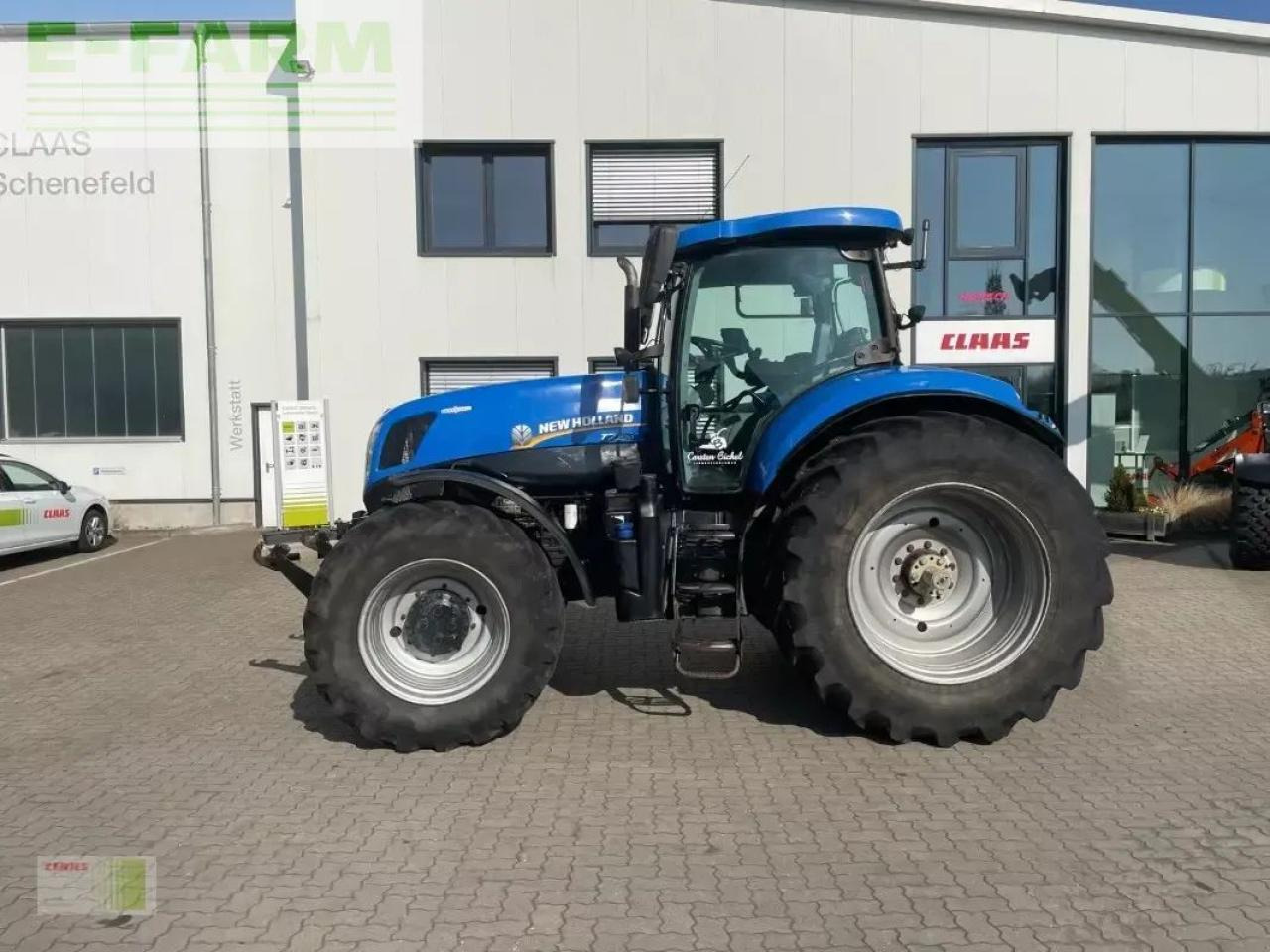 New Holland t 7.270 - Tractor: foto 1 New Holland t 7.270 - Tractor: foto 1