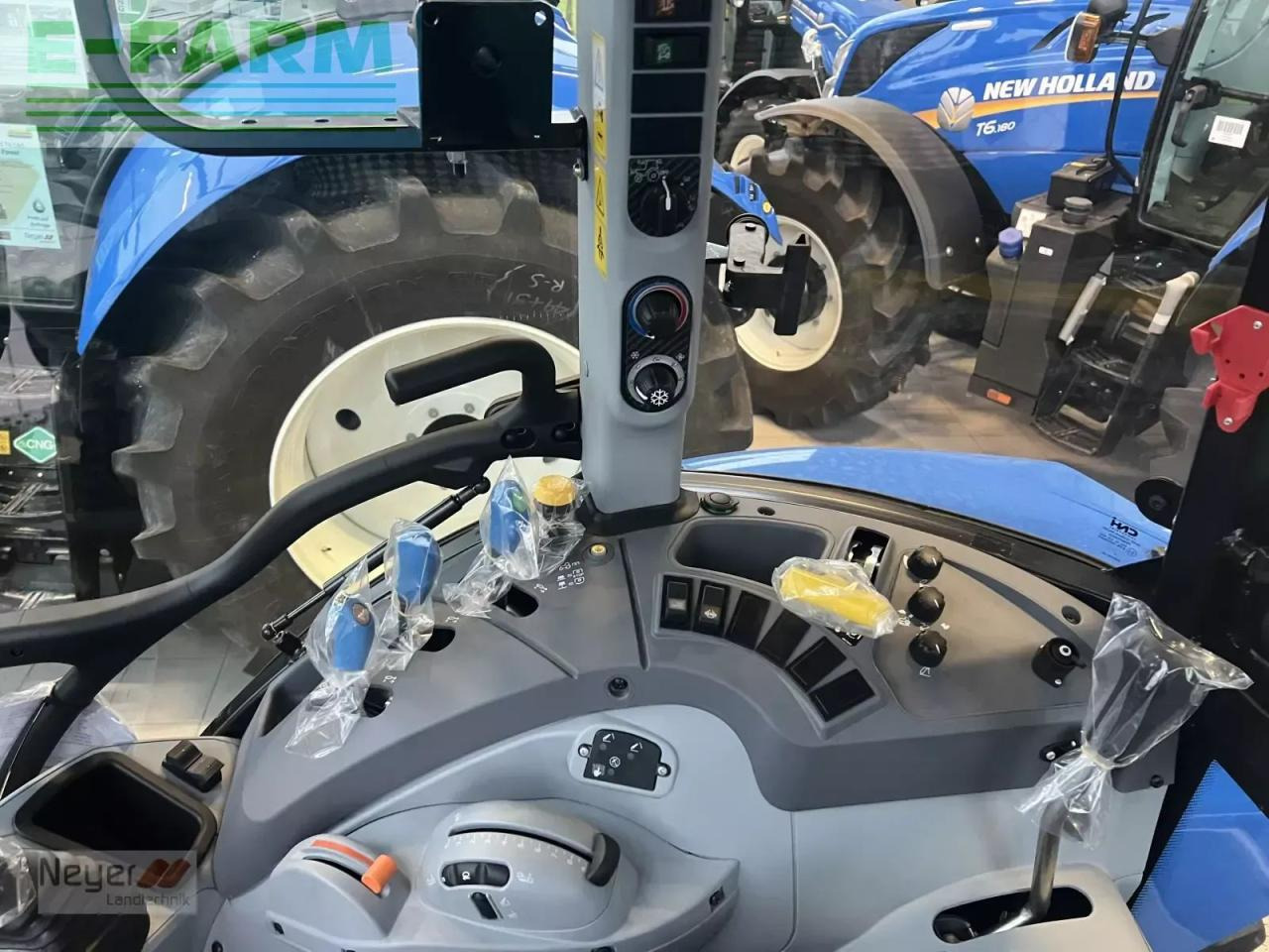 New Holland t5.100 dual command - Tractor: foto 5 New Holland t5.100 dual command - Tractor: foto 5