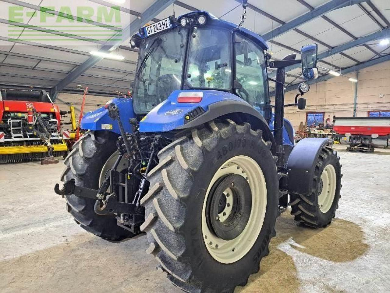 New Holland t5.110 - Tractor: foto 3 New Holland t5.110 - Tractor: foto 3