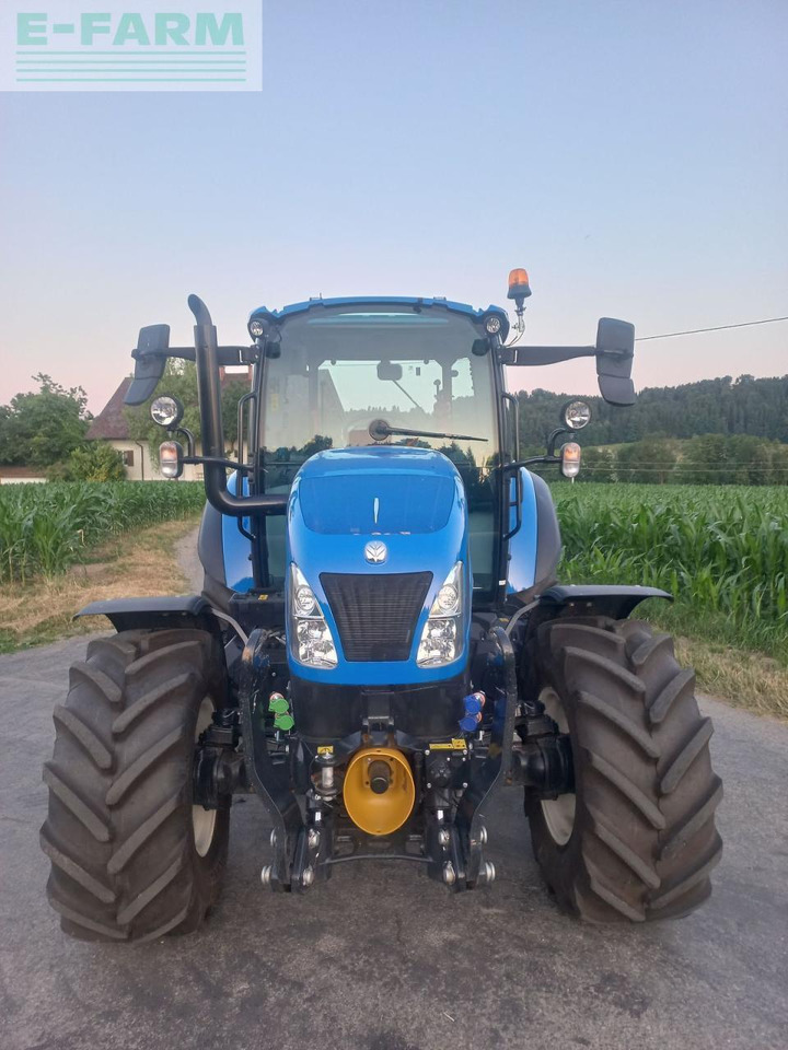 New Holland t5.110 dual command - Tractor: foto 2 New Holland t5.110 dual command - Tractor: foto 2