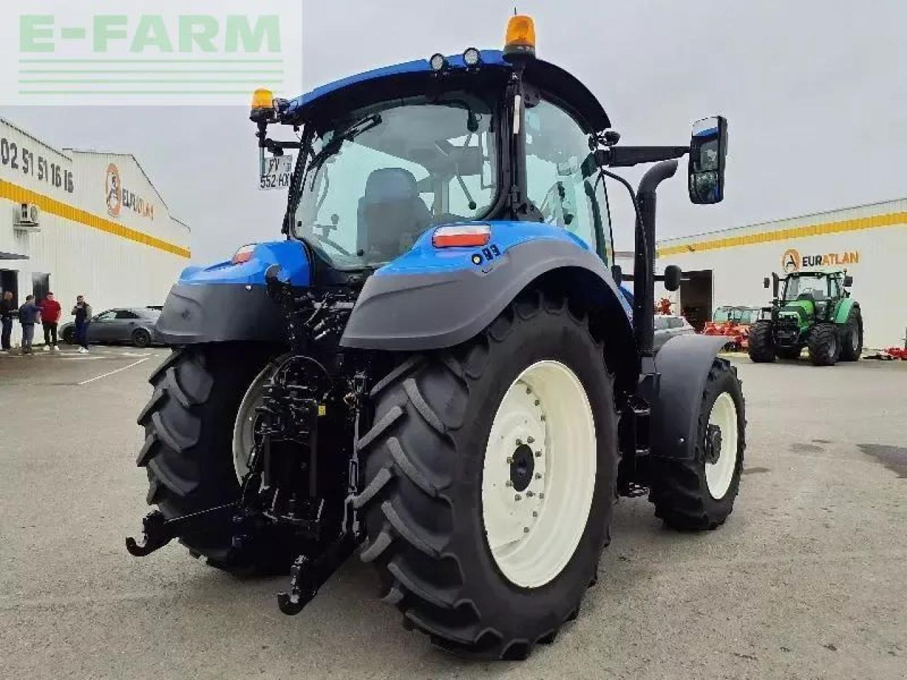Tractor New Holland t5-130ac AC: foto 7 Tractor New Holland t5-130ac AC: foto 7