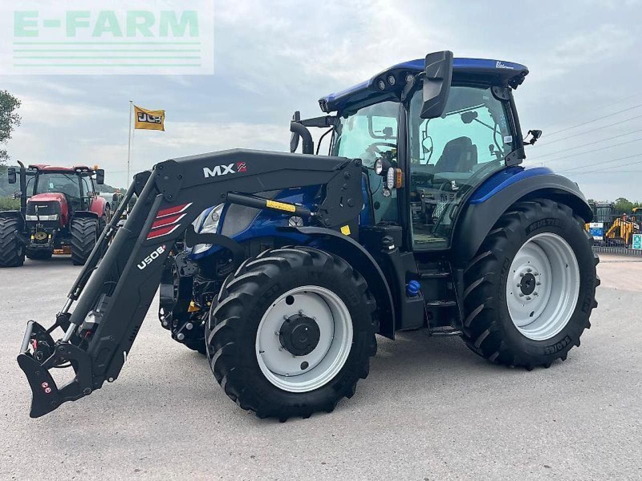 New Holland t5.140 - Tractor: foto 1 New Holland t5.140 - Tractor: foto 1