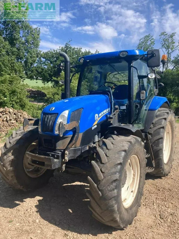 New Holland t6.140 dualcommand - Tractor: foto 3 New Holland t6.140 dualcommand - Tractor: foto 3