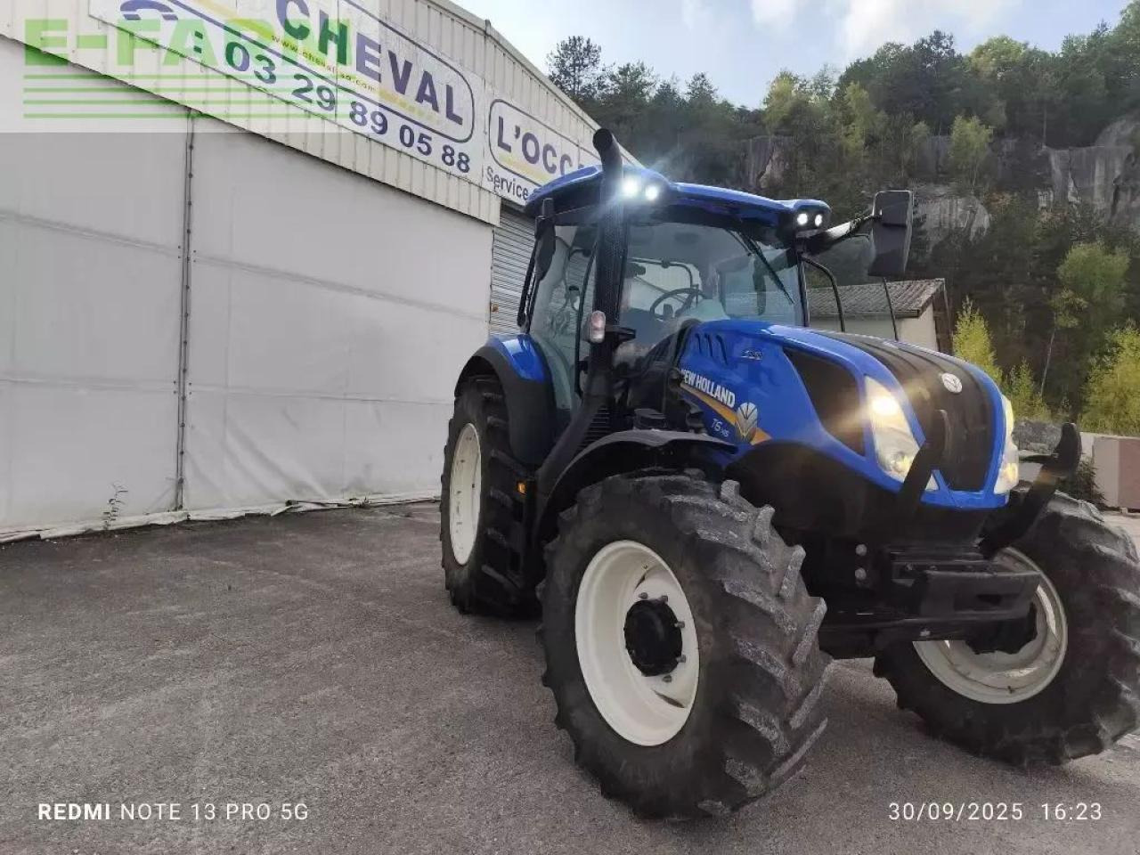New Holland t6.145 ec - Tractor: foto 2 New Holland t6.145 ec - Tractor: foto 2