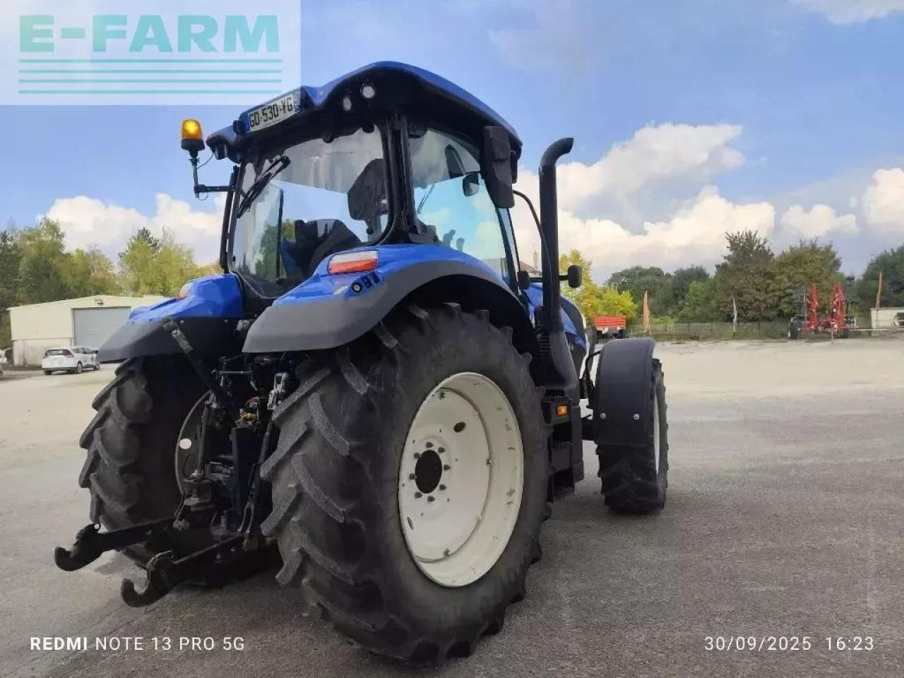 New Holland t6.145 ec - Tractor: foto 3 New Holland t6.145 ec - Tractor: foto 3
