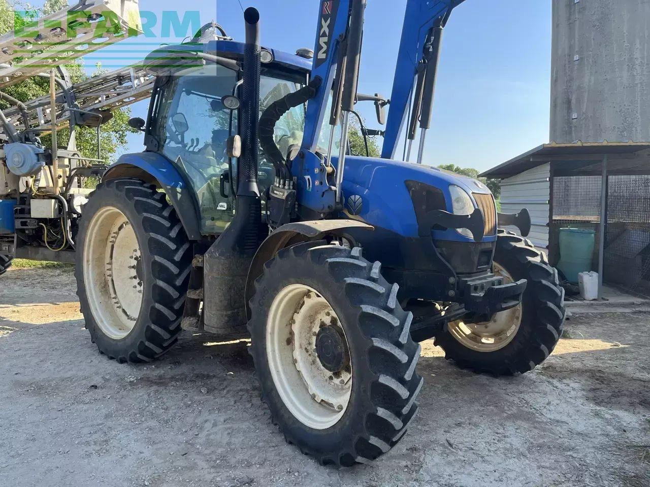 New Holland t6.165 ec - Tractor: foto 1 New Holland t6.165 ec - Tractor: foto 1