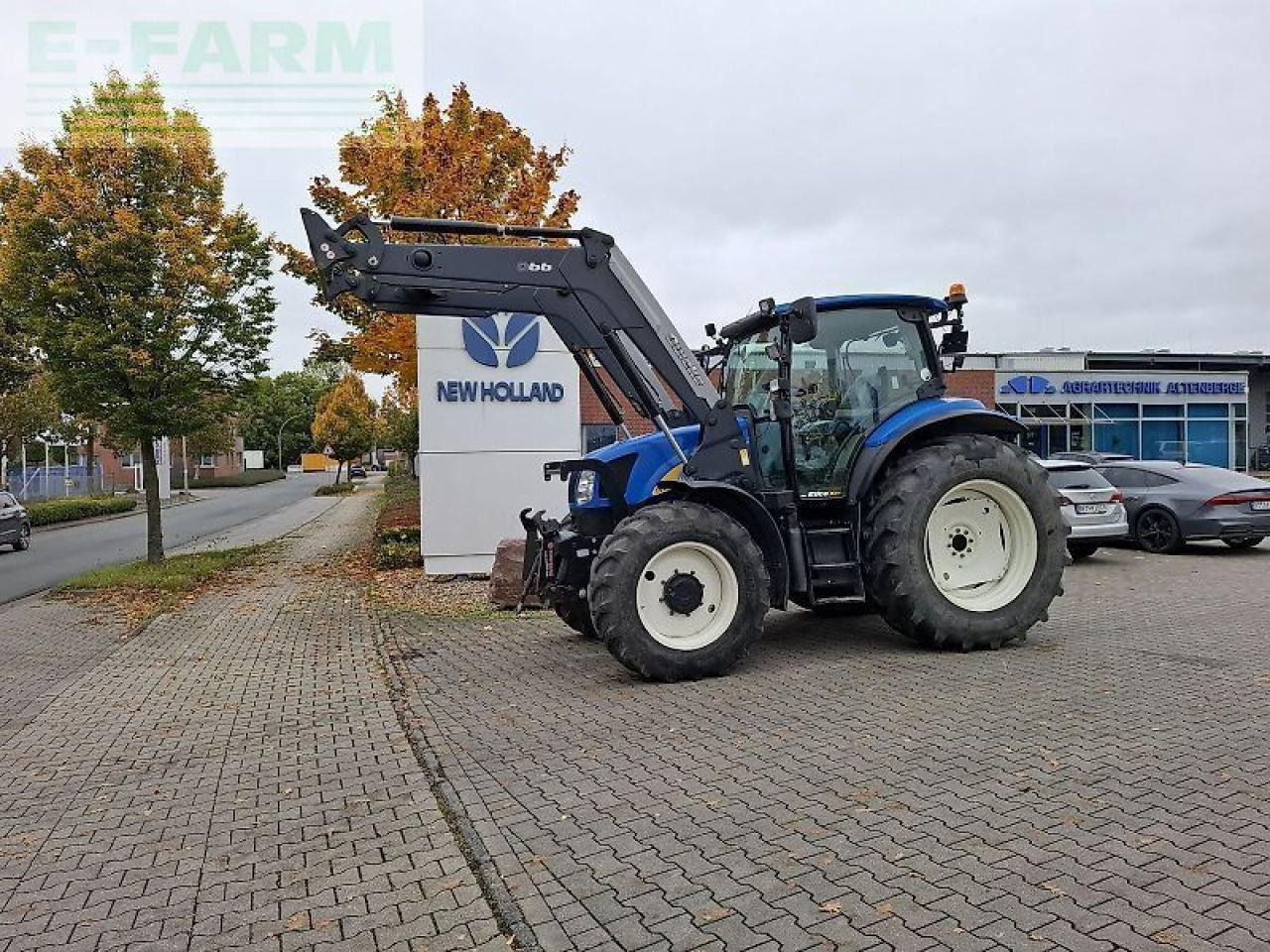 New Holland t6020 elite - Tractor: foto 2 New Holland t6020 elite - Tractor: foto 2