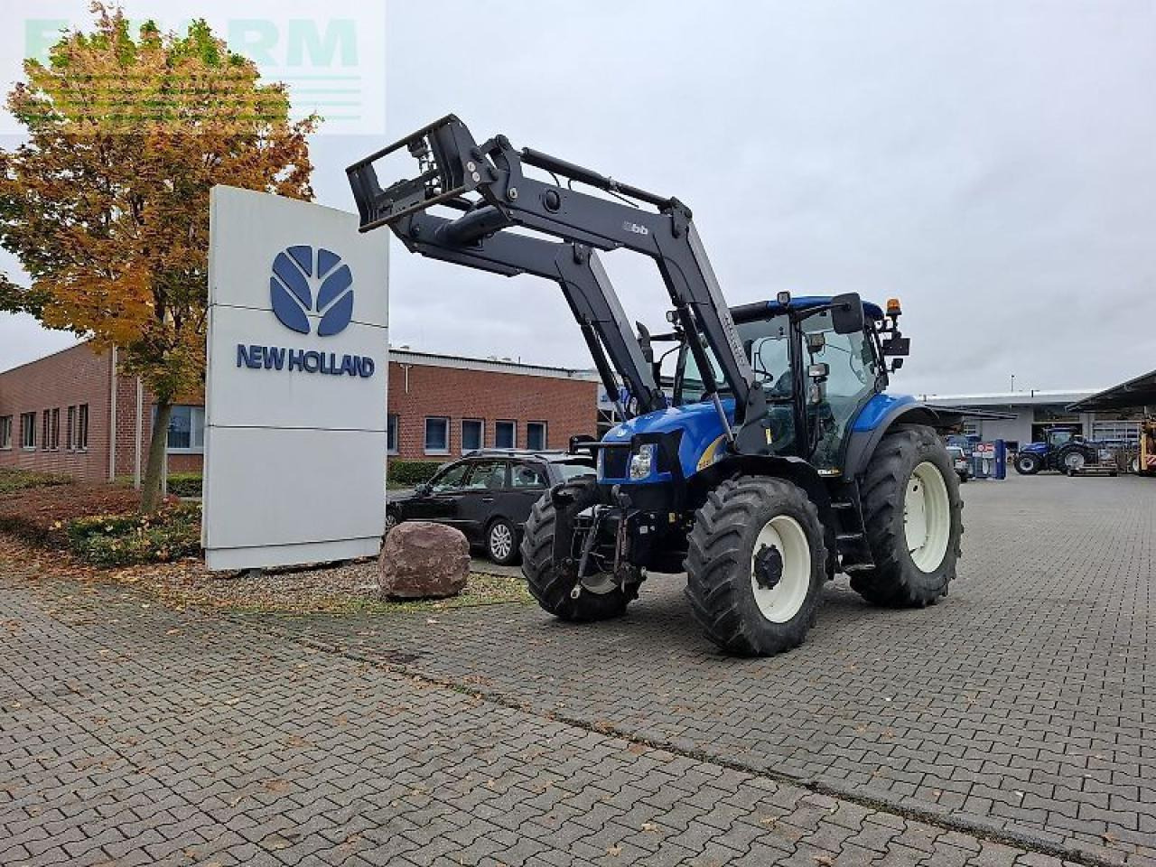 New Holland t6020 elite - Tractor: foto 3 New Holland t6020 elite - Tractor: foto 3
