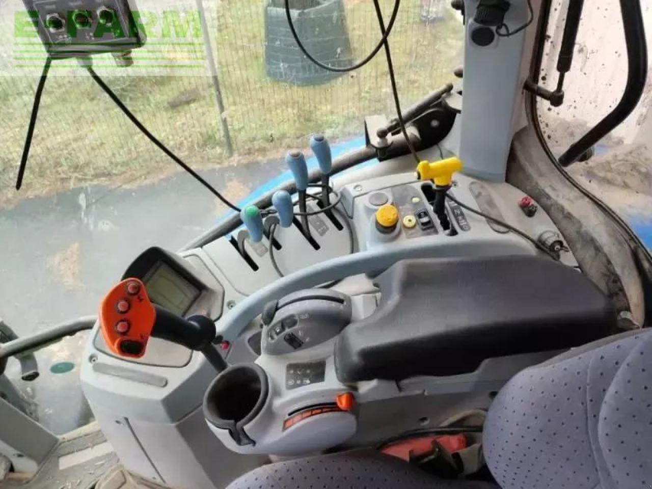 New Holland t7-165s S - Tractor: foto 2 New Holland t7-165s S - Tractor: foto 2