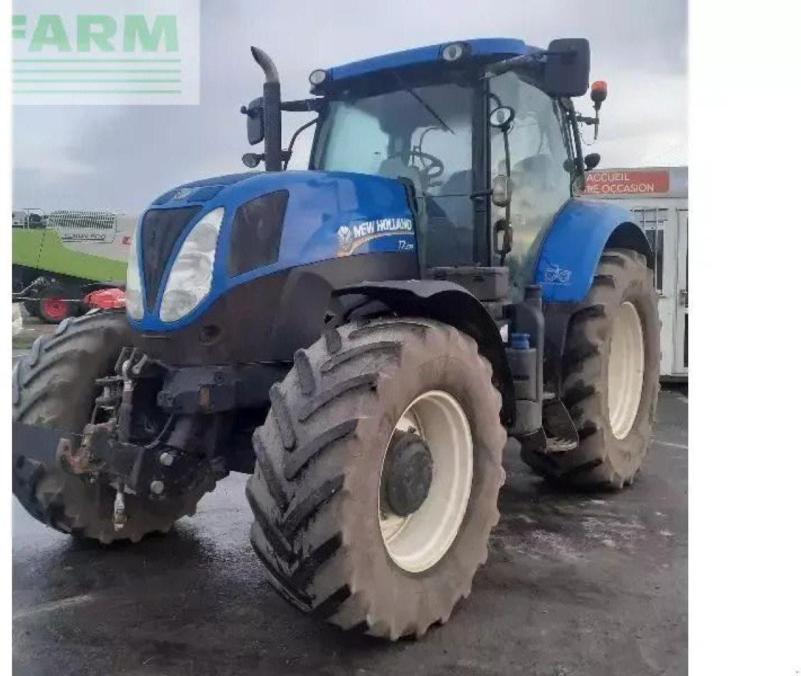New Holland t7.200 r c clas. - Tractor: foto 1 New Holland t7.200 r c clas. - Tractor: foto 1