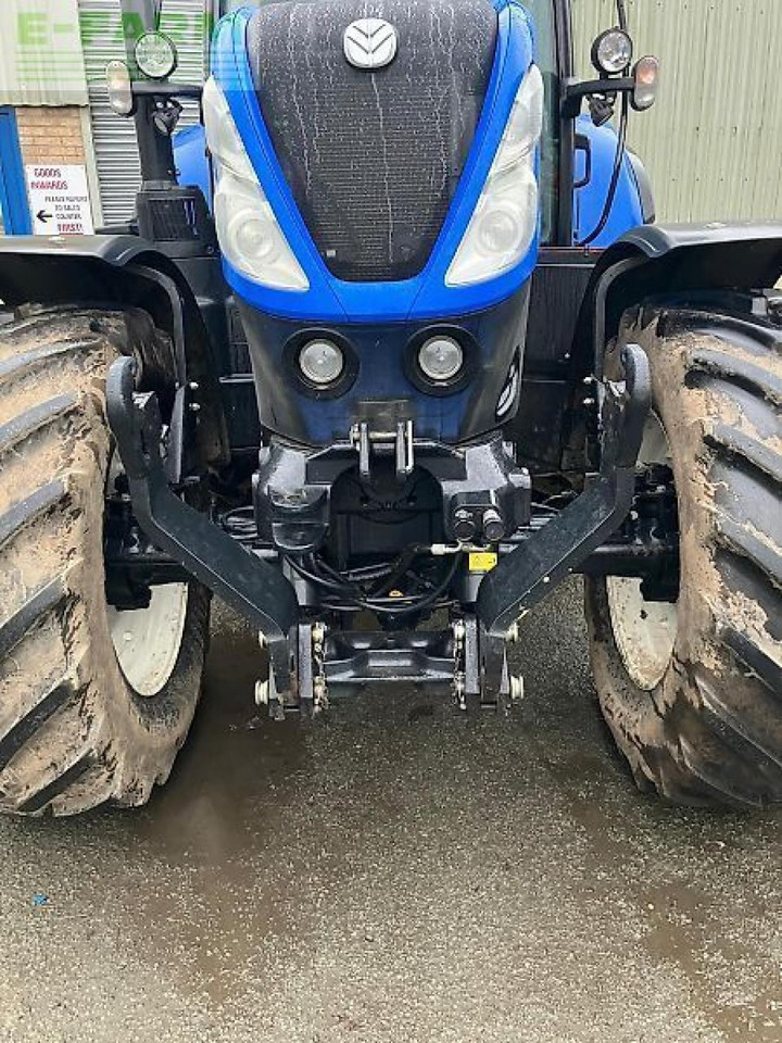 New Holland t7.210 - Tractor: foto 5 New Holland t7.210 - Tractor: foto 5