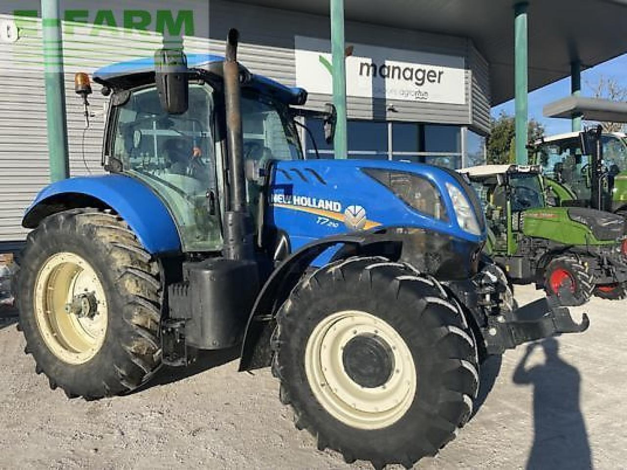 New Holland t7.210 - Tractor: foto 1 New Holland t7.210 - Tractor: foto 1