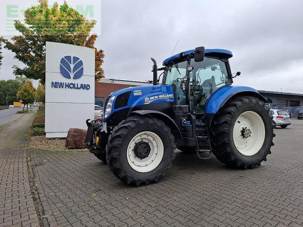 New Holland t7.210 ac - Tractor: foto 2 New Holland t7.210 ac - Tractor: foto 2
