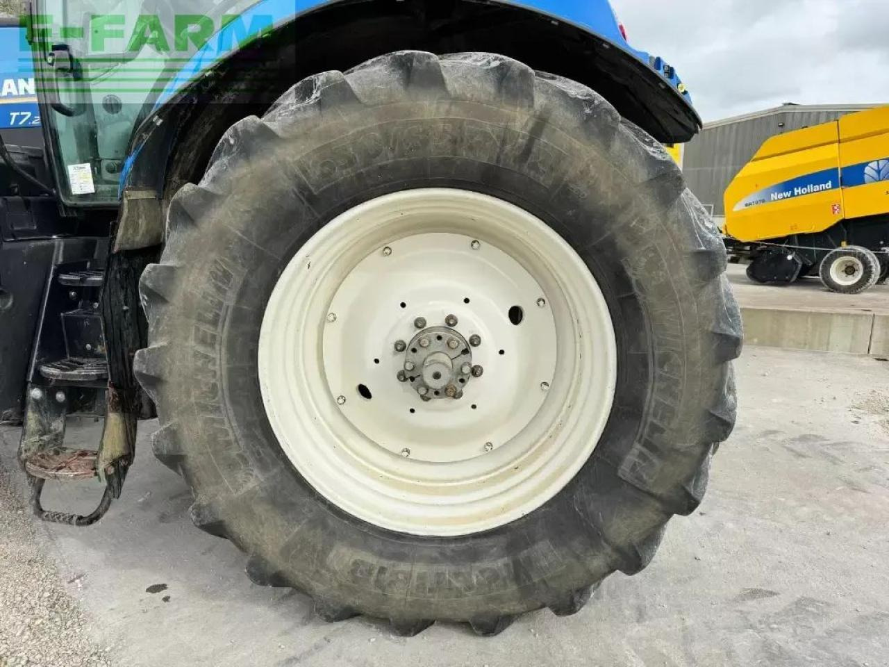 Tractor New Holland t7. 210 sw pc t4: foto 8