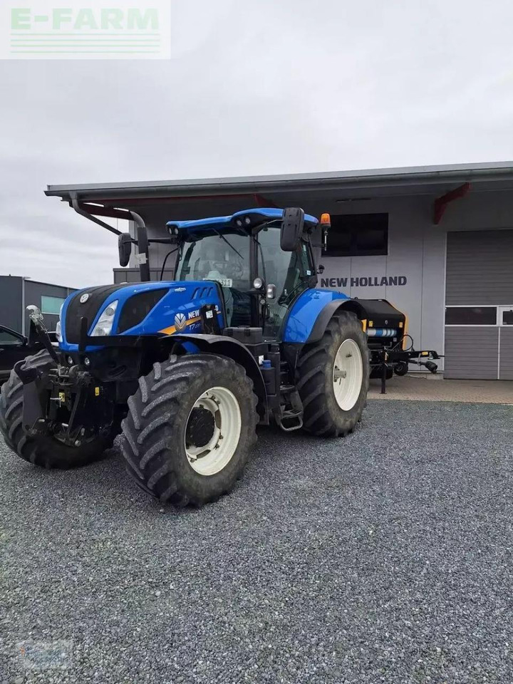 New Holland t7.230 ac - Tractor: foto 1 New Holland t7.230 ac - Tractor: foto 1