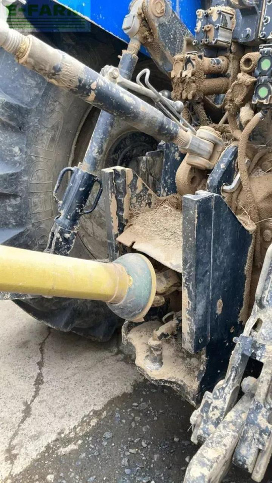 New Holland t7.250 autocommand - Tractor: foto 4 New Holland t7.250 autocommand - Tractor: foto 4