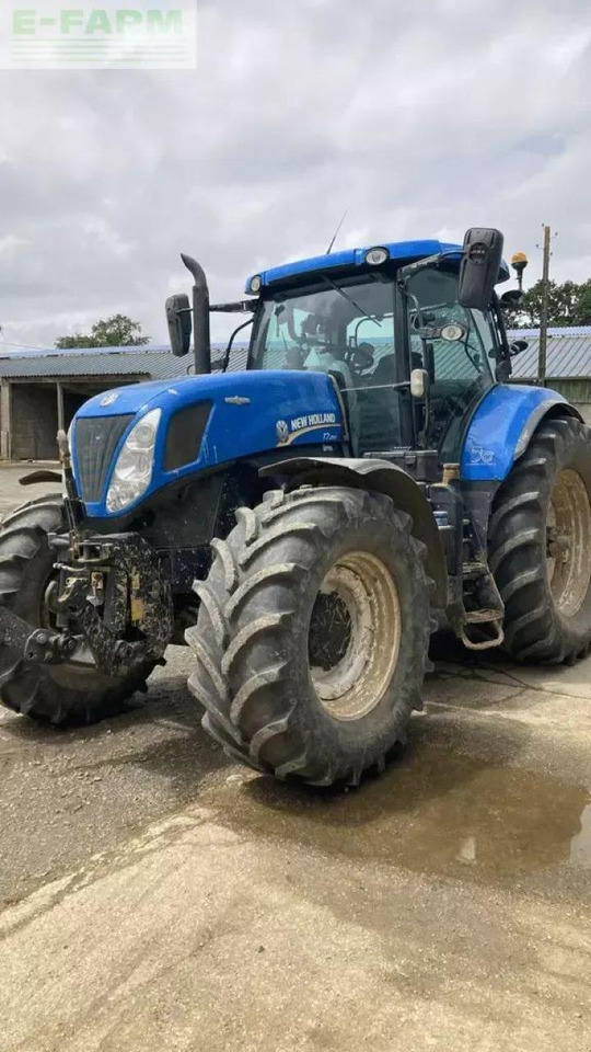 New Holland t7.250 autocommand - Tractor: foto 1 New Holland t7.250 autocommand - Tractor: foto 1