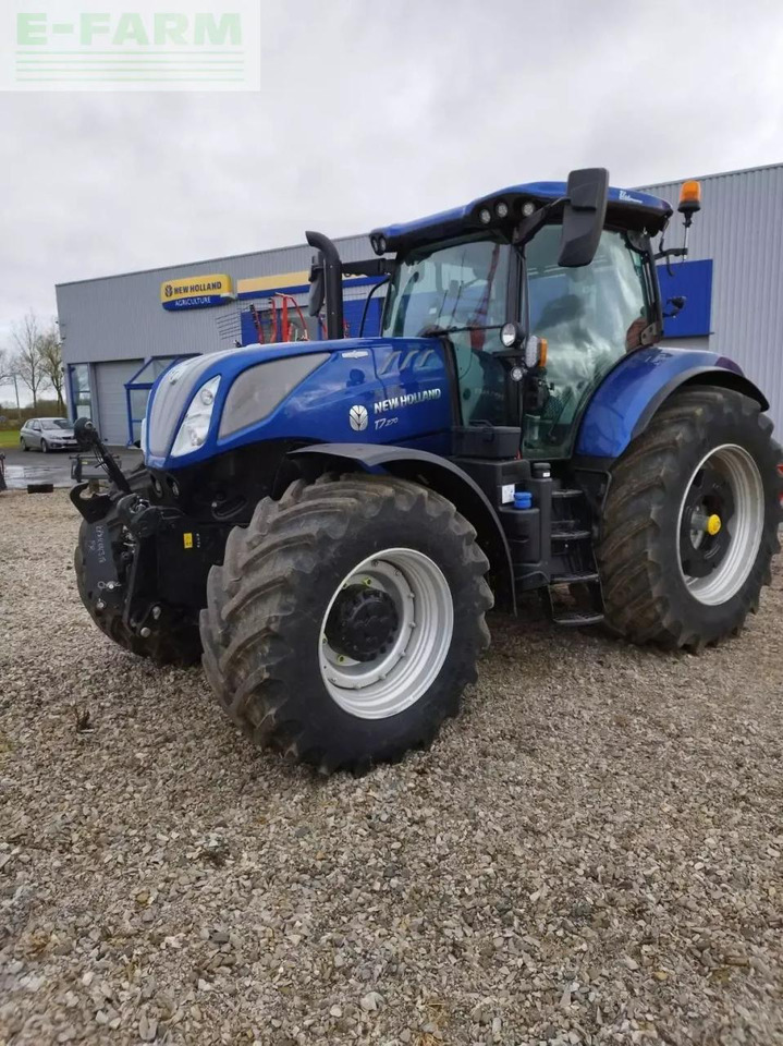 New Holland t7 270 ac - Tractor: foto 2 New Holland t7 270 ac - Tractor: foto 2