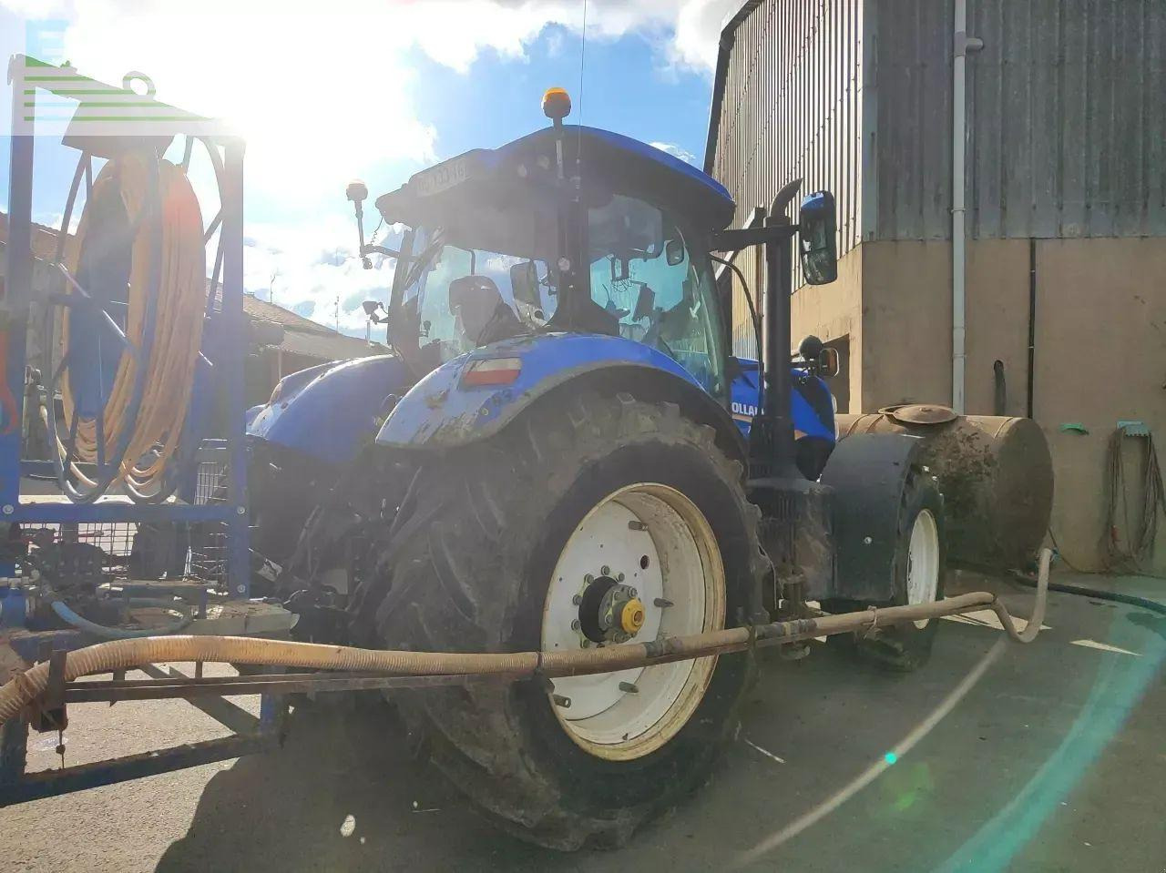 New Holland t7.270 ac - Tractor: foto 4 New Holland t7.270 ac - Tractor: foto 4