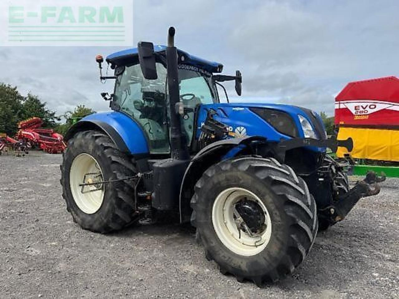 New Holland t7.270 ac - Tractor: foto 3 New Holland t7.270 ac - Tractor: foto 3
