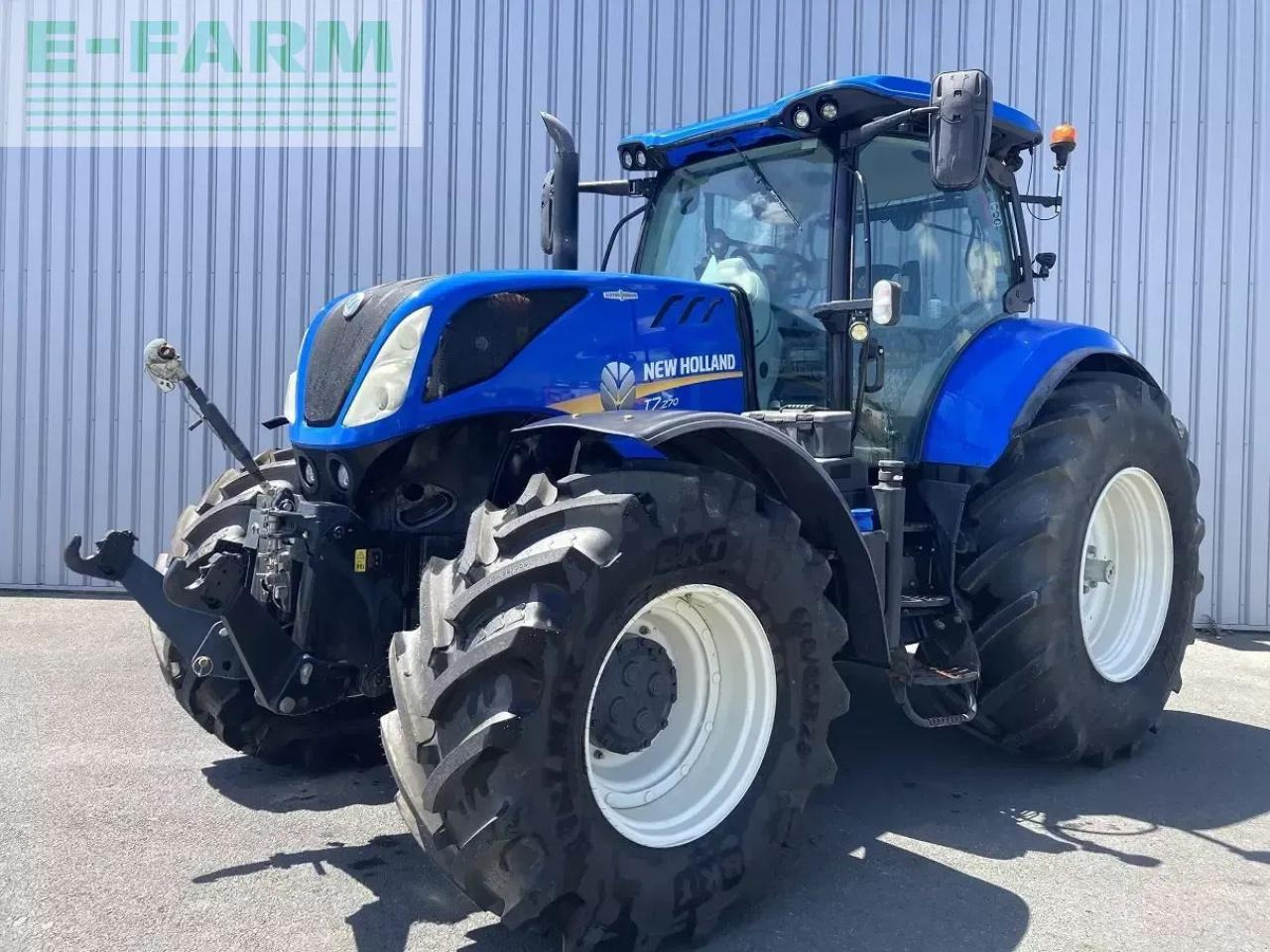 New Holland t7.270 auto command - Tractor: foto 1 New Holland t7.270 auto command - Tractor: foto 1