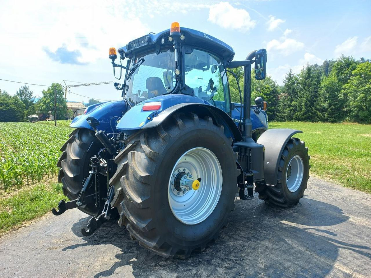 New Holland t7.270 auto command sidewinder ii (stage v) - Tractor: foto 5 New Holland t7.270 auto command sidewinder ii (stage v) - Tractor: foto 5