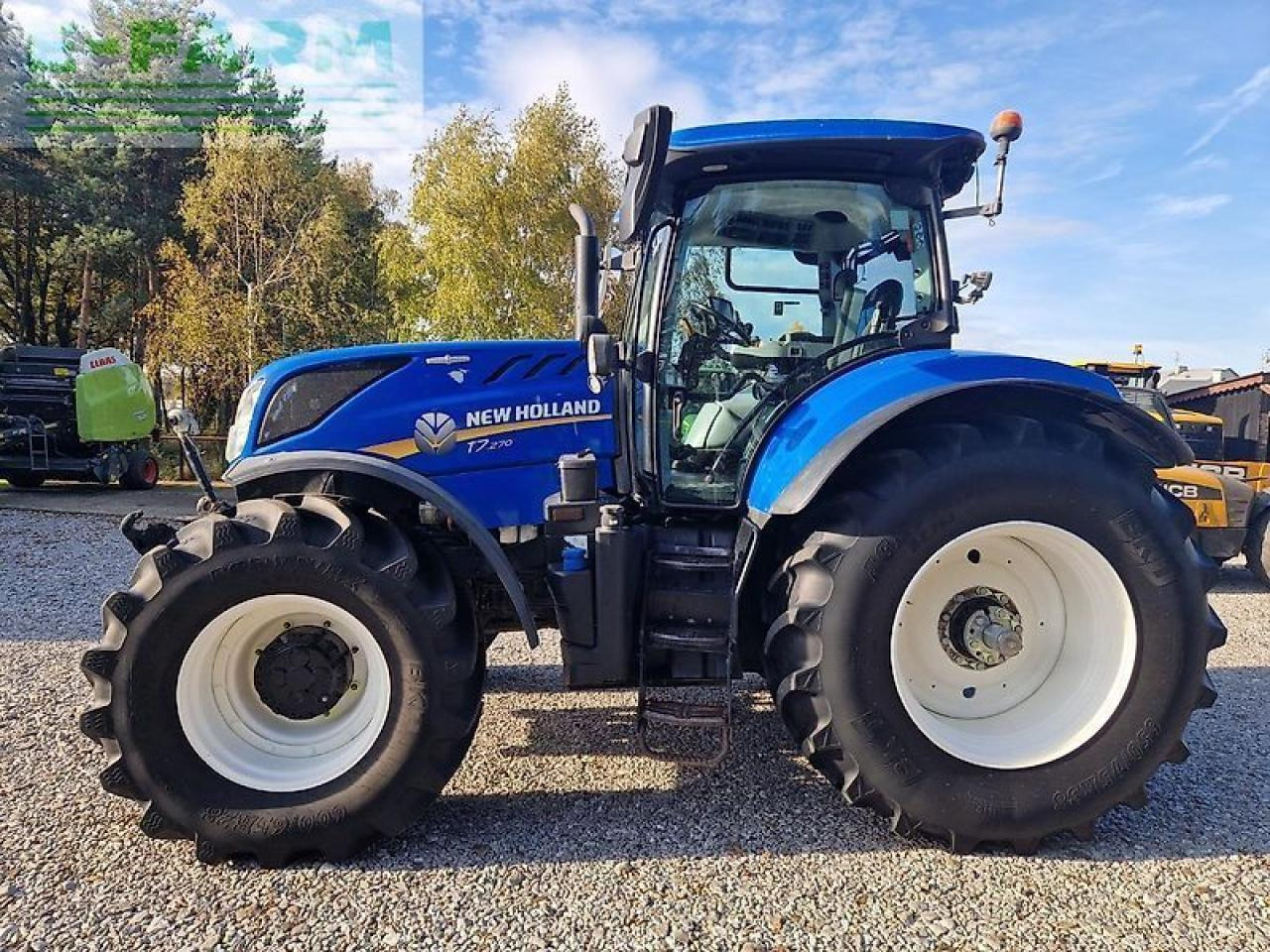 New Holland t7.270 autocommand - Tractor: foto 5 New Holland t7.270 autocommand - Tractor: foto 5