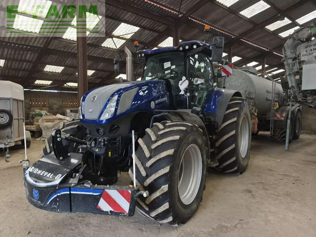 New Holland t7.315 hd HD - Tractor: foto 2 New Holland t7.315 hd HD - Tractor: foto 2