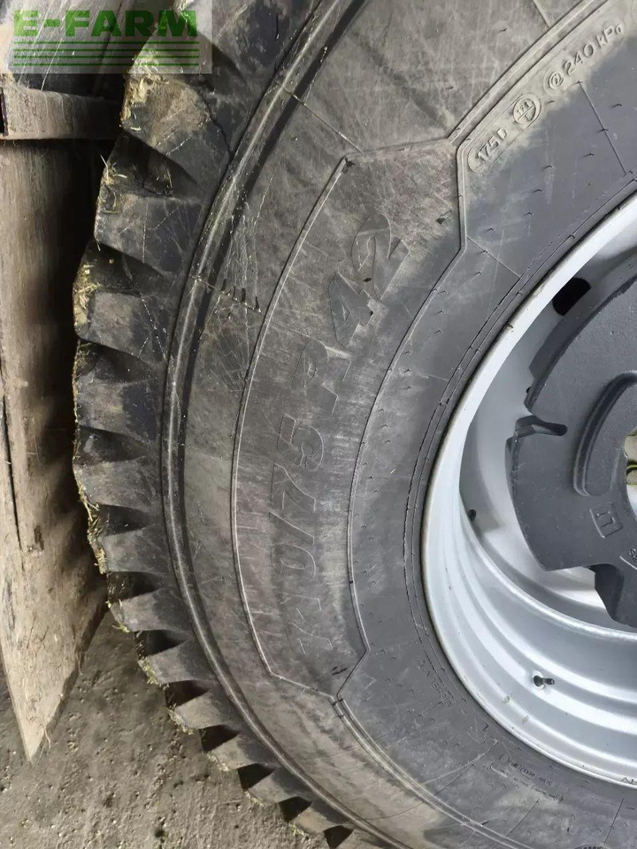 New Holland t7.315 hd HD - Tractor: foto 5 New Holland t7.315 hd HD - Tractor: foto 5