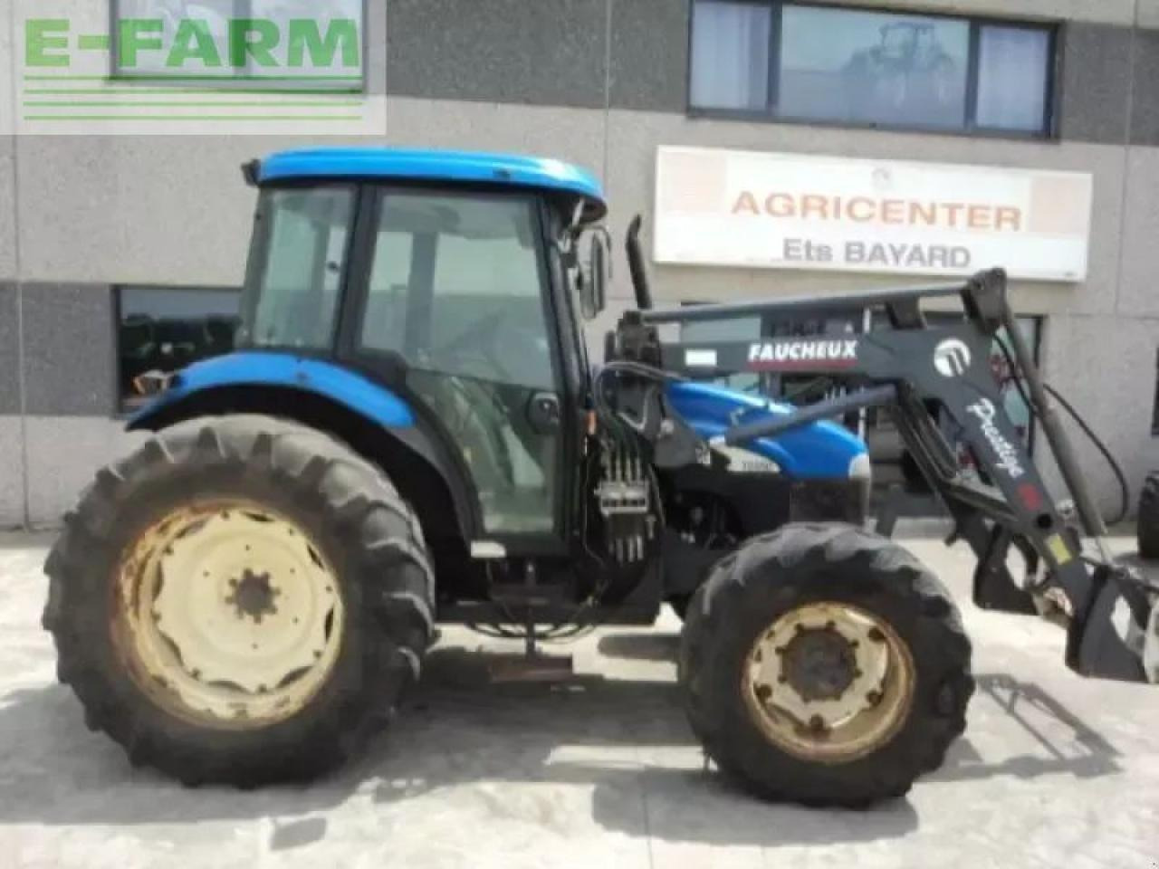 New Holland td 95 d D - Tractor: foto 1 New Holland td 95 d D - Tractor: foto 1