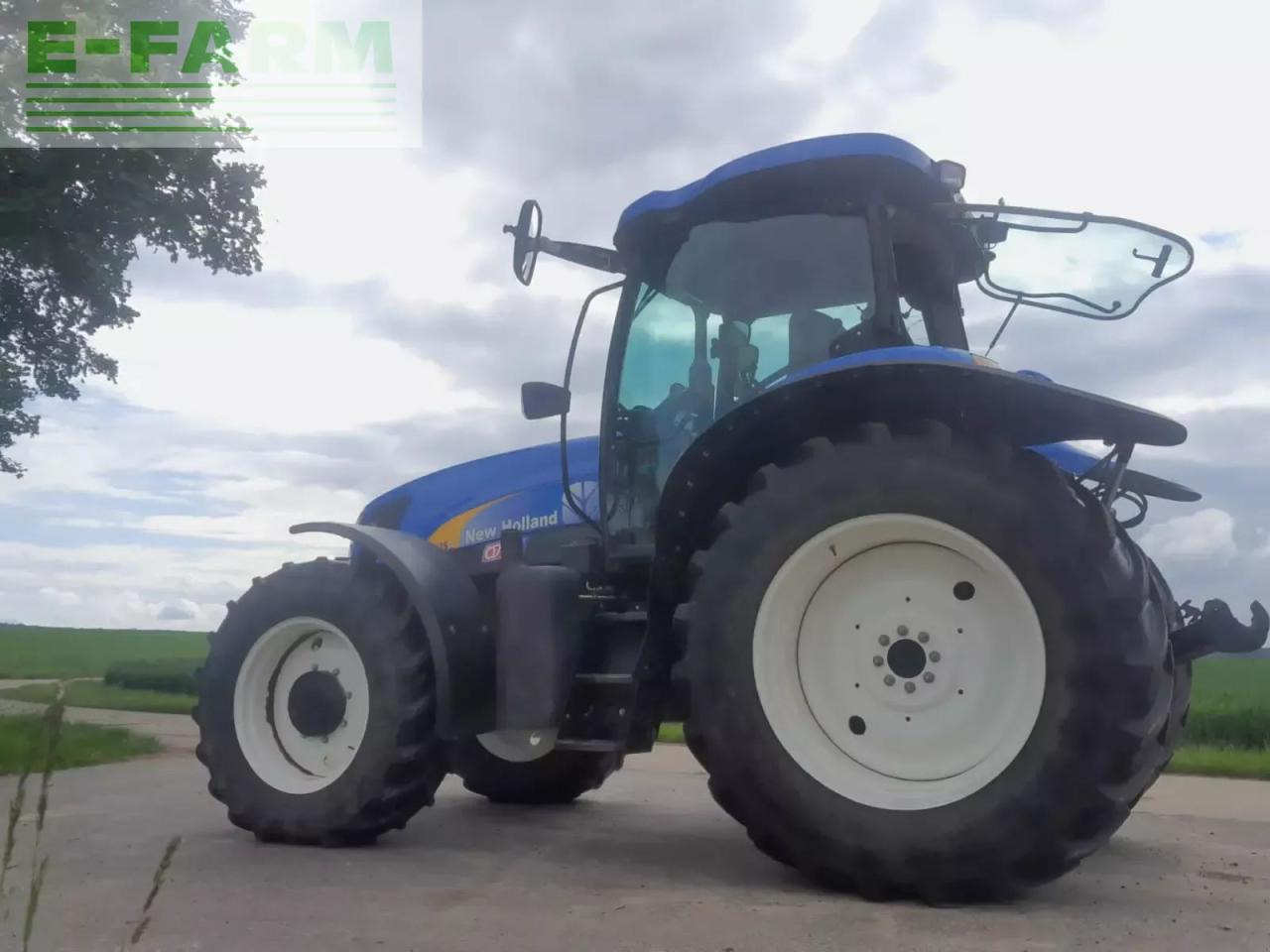 New Holland tsa 125 - Tractor: foto 2 New Holland tsa 125 - Tractor: foto 2