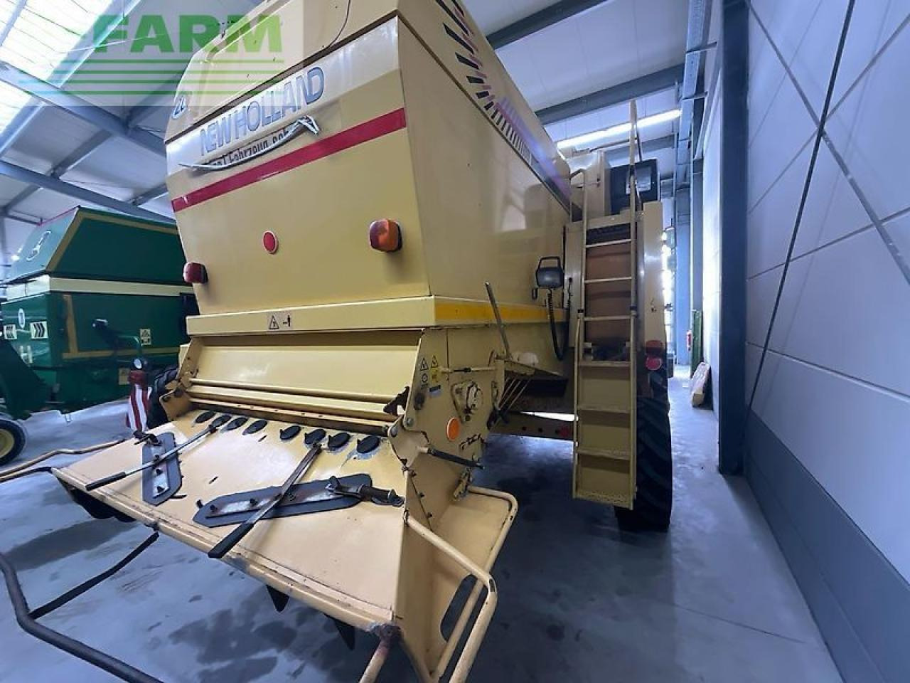 New Holland tx 65 - Cosechadora de granos: foto 4 New Holland tx 65 - Cosechadora de granos: foto 4