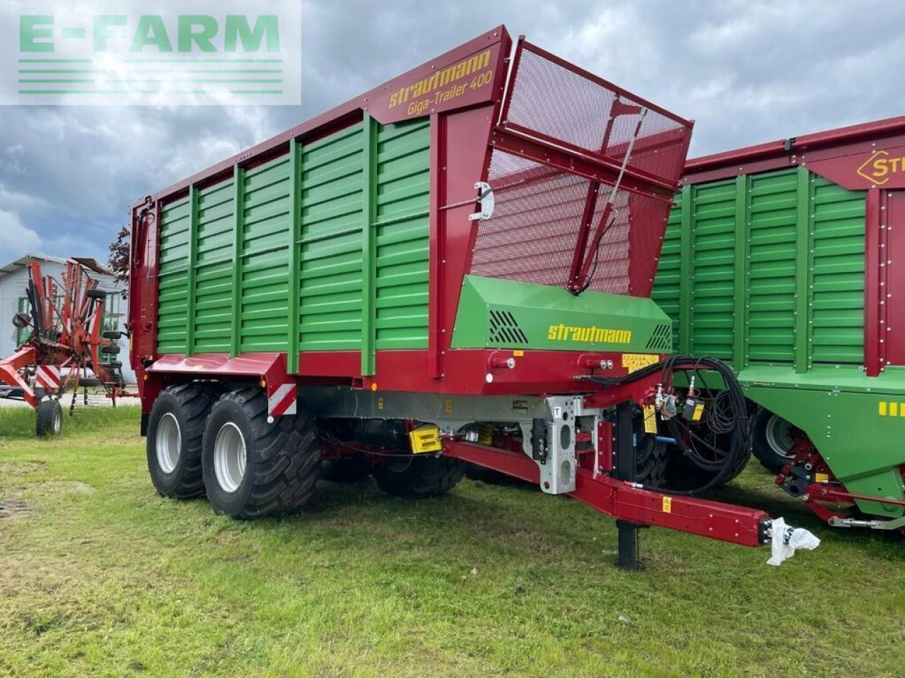 Strautmann giga-trailer 400 - Otros maquinaria: foto 1 Strautmann giga-trailer 400 - Otros maquinaria: foto 1