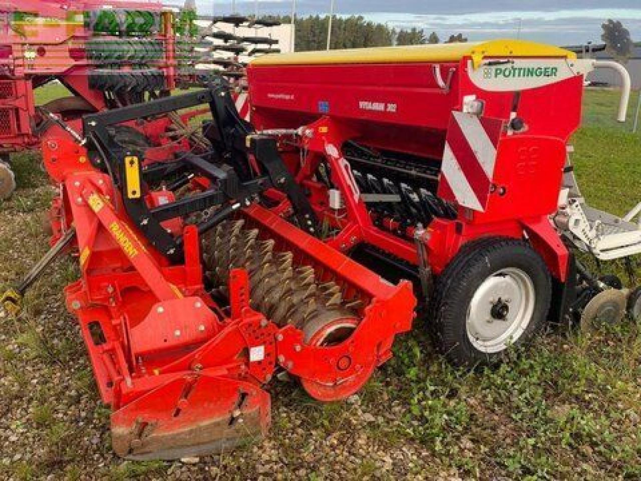 Pöttinger pöttinger vitasem 302 + fradent kreiselegge r303 - Sembradora: foto 2 Pöttinger pöttinger vitasem 302 + fradent kreiselegge r303 - Sembradora: foto 2
