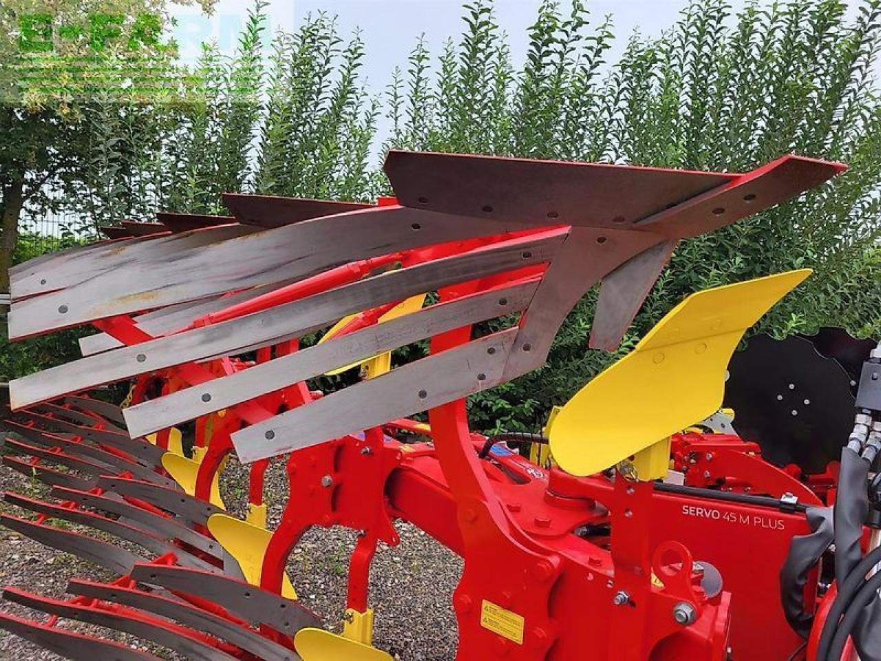 Pöttinger servo 45 m plus - fünfscharig (4+1/5) - Arado: foto 3 Pöttinger servo 45 m plus - fünfscharig (4+1/5) - Arado: foto 3