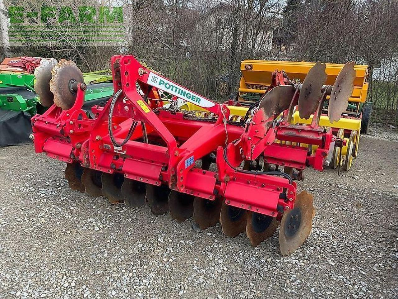 Pöttinger terradisc 3001 - Rastras: foto 1 Pöttinger terradisc 3001 - Rastras: foto 1