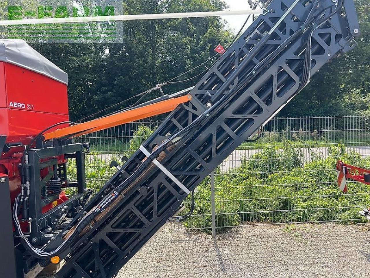 Rauch aero 32.1 - Esparcidor de fertilizantes: foto 3 Rauch aero 32.1 - Esparcidor de fertilizantes: foto 3