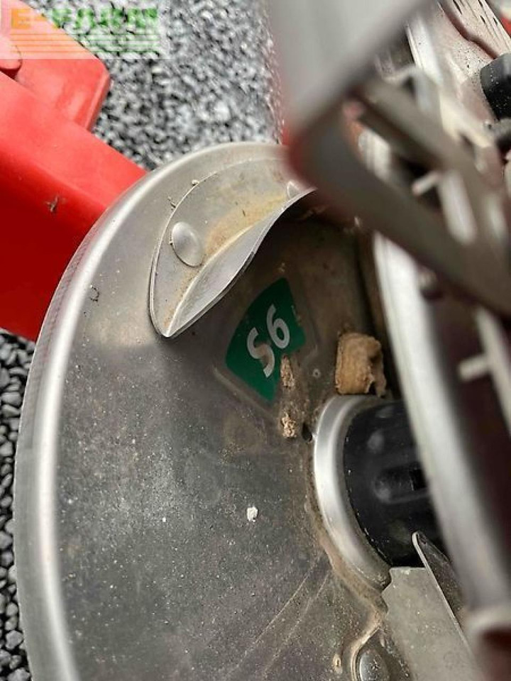 Rauch axis h 50.2 emc - Esparcidor de fertilizantes: foto 5 Rauch axis h 50.2 emc - Esparcidor de fertilizantes: foto 5