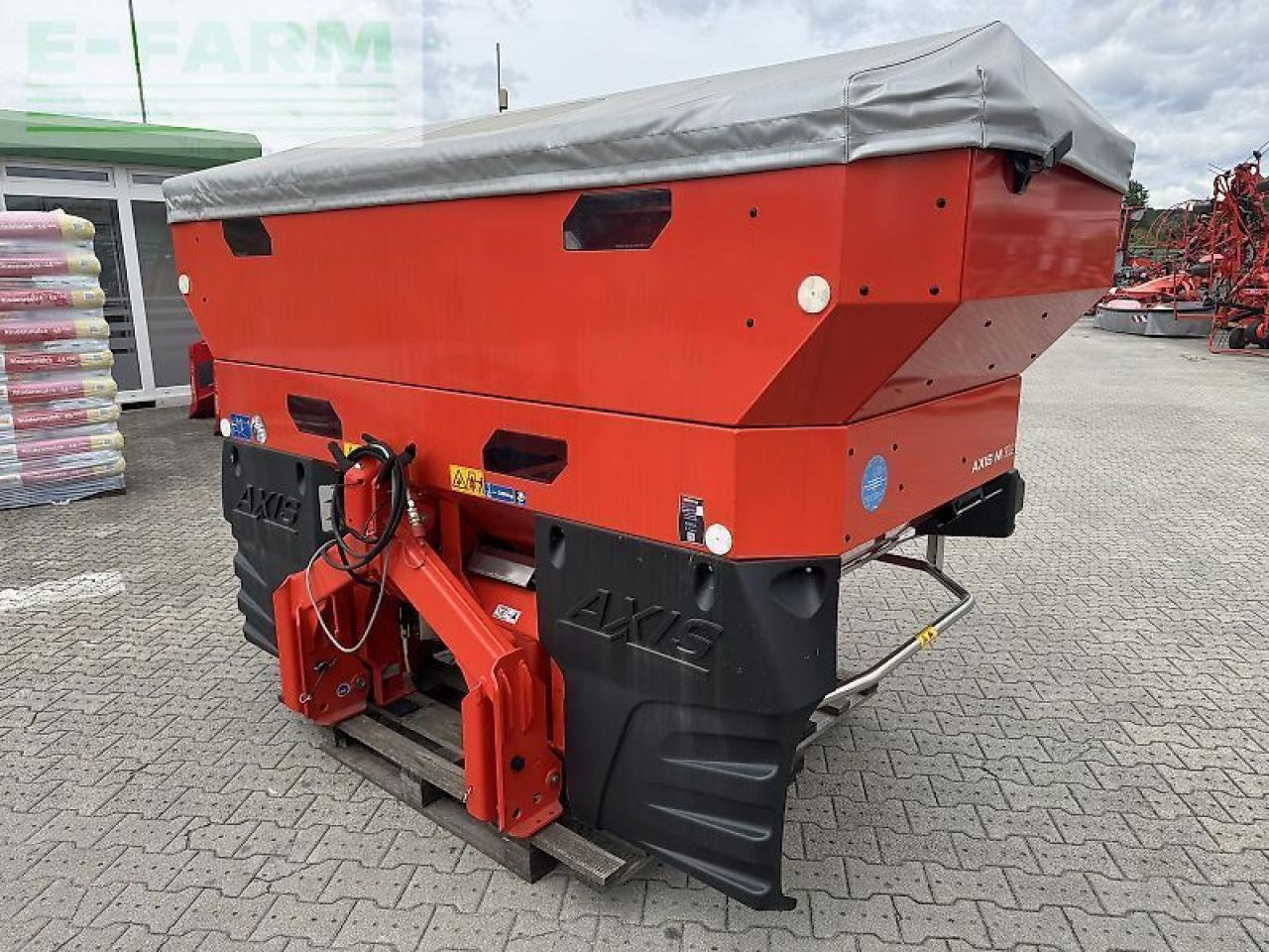 Rauch m 30.2 emc+w isobus - Esparcidor de fertilizantes: foto 3 Rauch m 30.2 emc+w isobus - Esparcidor de fertilizantes: foto 3