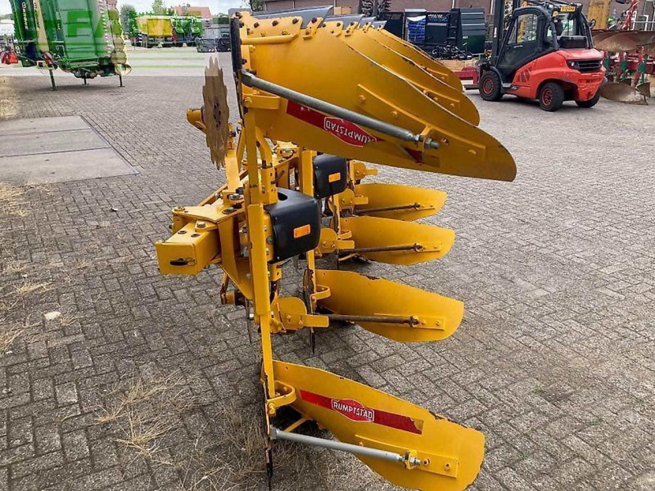 Rumpstad 480v4+0-100l - Arado: foto 2 Rumpstad 480v4+0-100l - Arado: foto 2